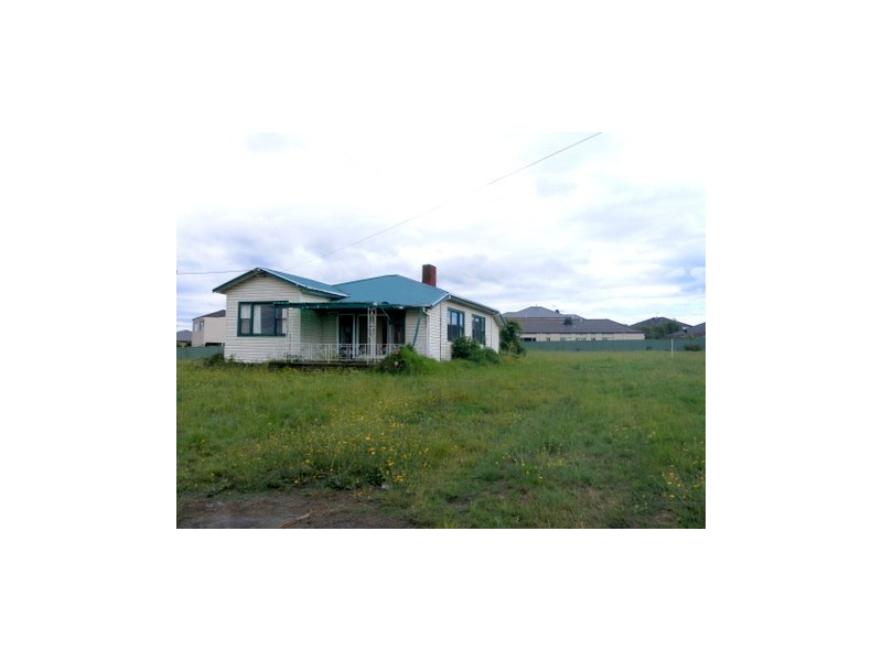 308 Centre Road, Narre Warren South VIC 3805