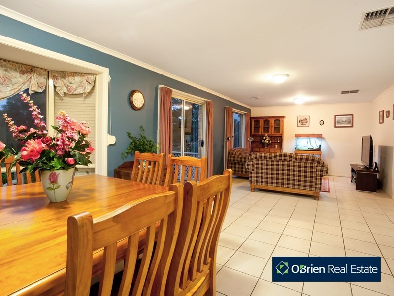 80 Telford Drive,, Berwick VIC 3806