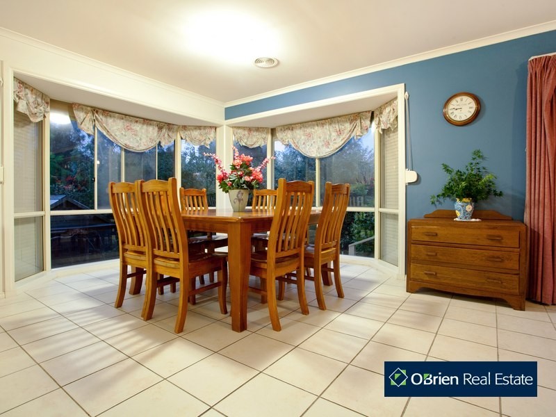 80 Telford Drive,, Berwick VIC 3806