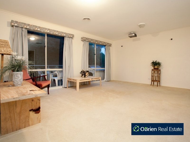 80 Telford Drive,, Berwick VIC 3806