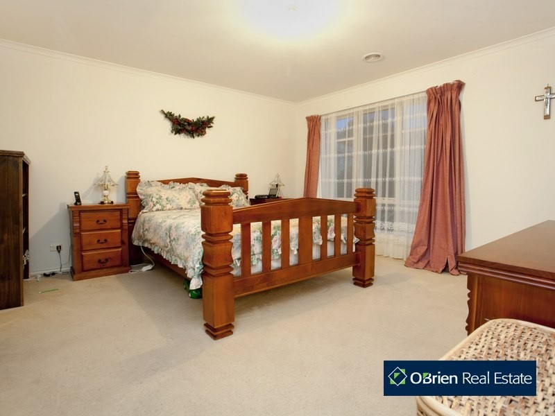 80 Telford Drive,, Berwick VIC 3806