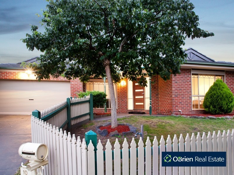 10 Shand Court,, Berwick VIC 3806