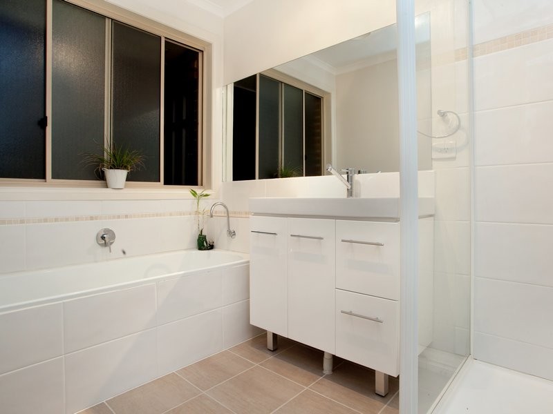 10 Shand Court,, Berwick VIC 3806