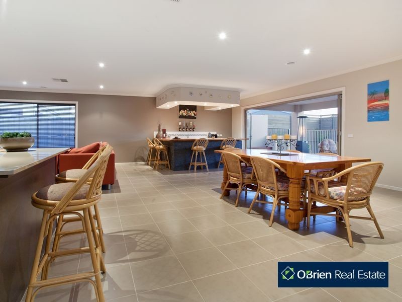 7 Limousin Court, Berwick VIC 3806