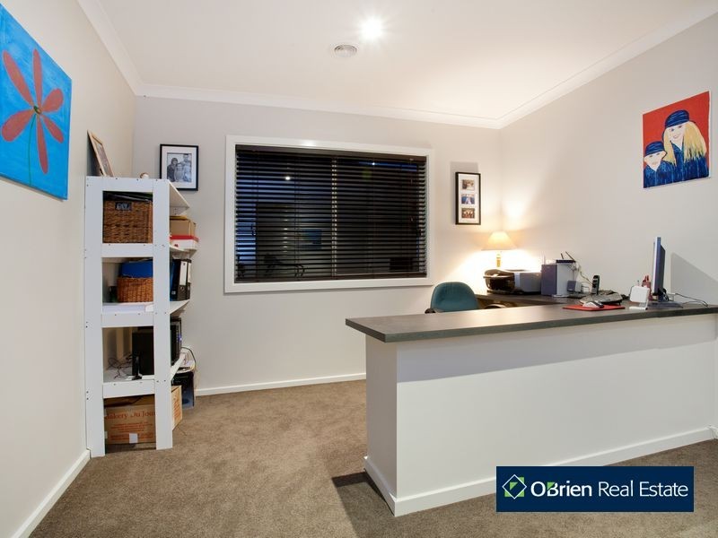 7 Limousin Court, Berwick VIC 3806