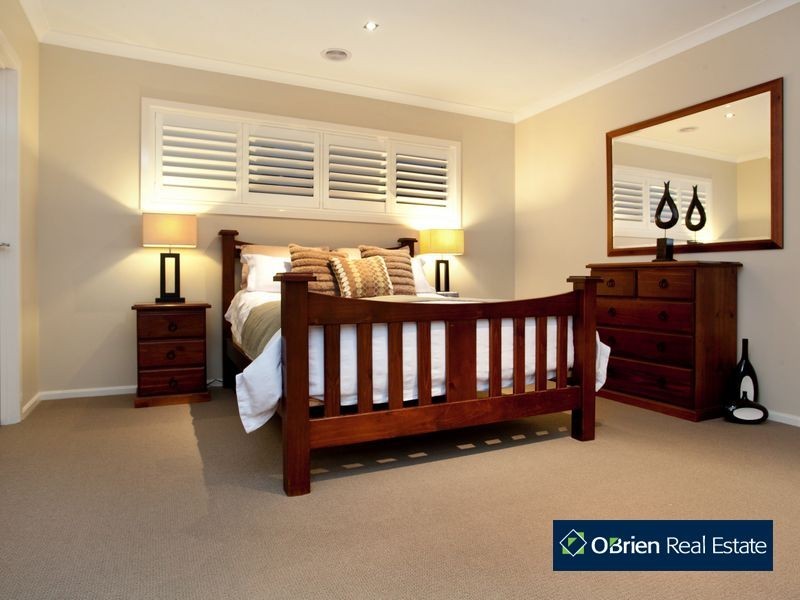 66 Montpelier Drive, Berwick VIC 3806