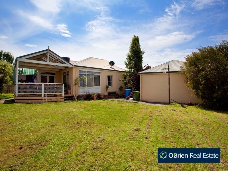 6 Rosewood Court, Narre Warren South VIC 3805