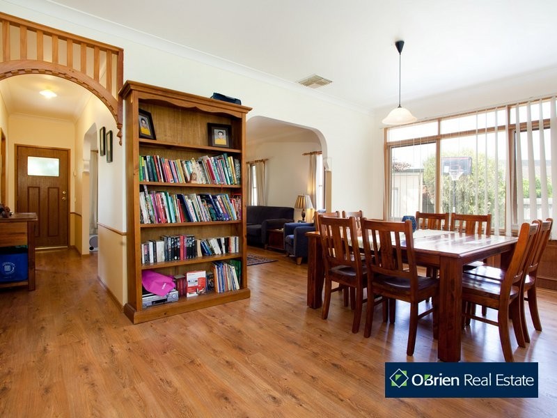 6 Rosewood Court, Narre Warren South VIC 3805