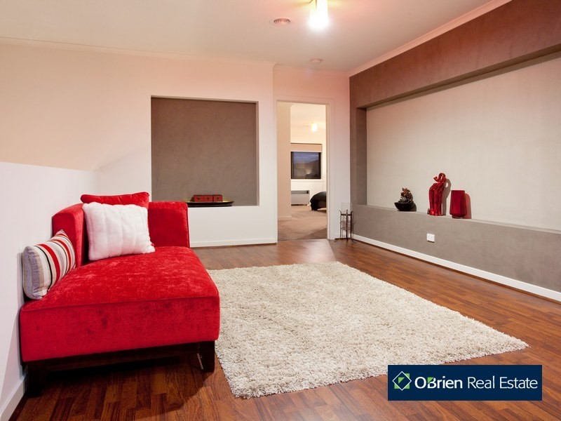 47 Bryn Mawr Boulevard, Berwick VIC 3806