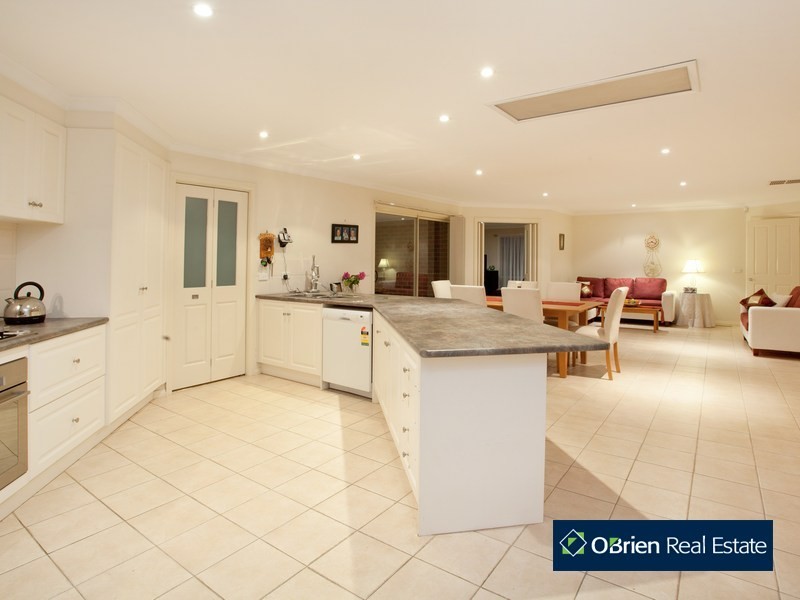 13 Tyrell Place, Berwick VIC 3806