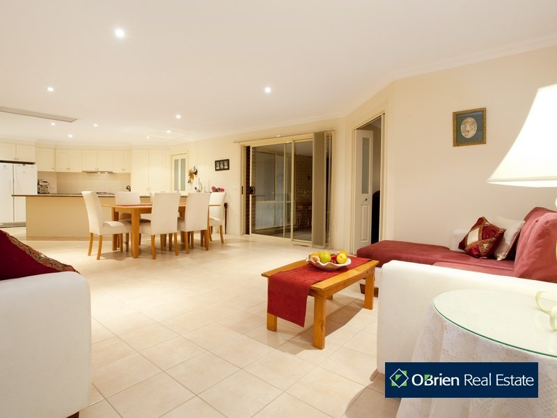 13 Tyrell Place, Berwick VIC 3806