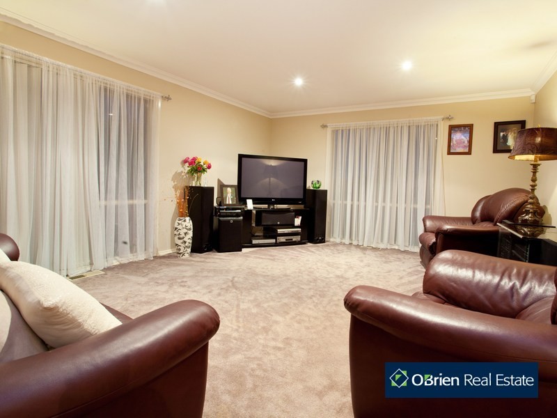 13 Tyrell Place, Berwick VIC 3806