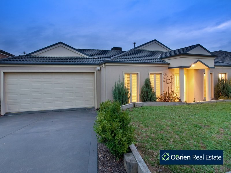 27 Glenview Rise, Berwick VIC 3806