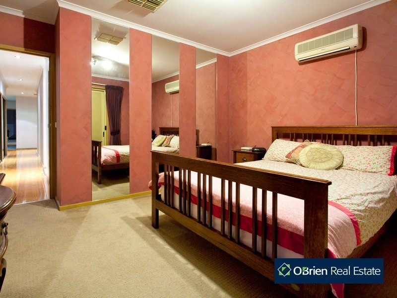 88 Avebury Drive, Berwick VIC 3806