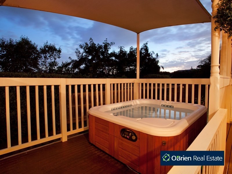 41-43  St Helens Crescent, Narre Warren North VIC 3804