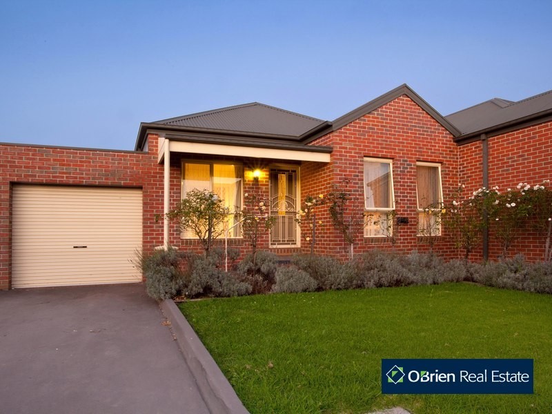 14/10 Parkhill Drive, Berwick VIC 3806