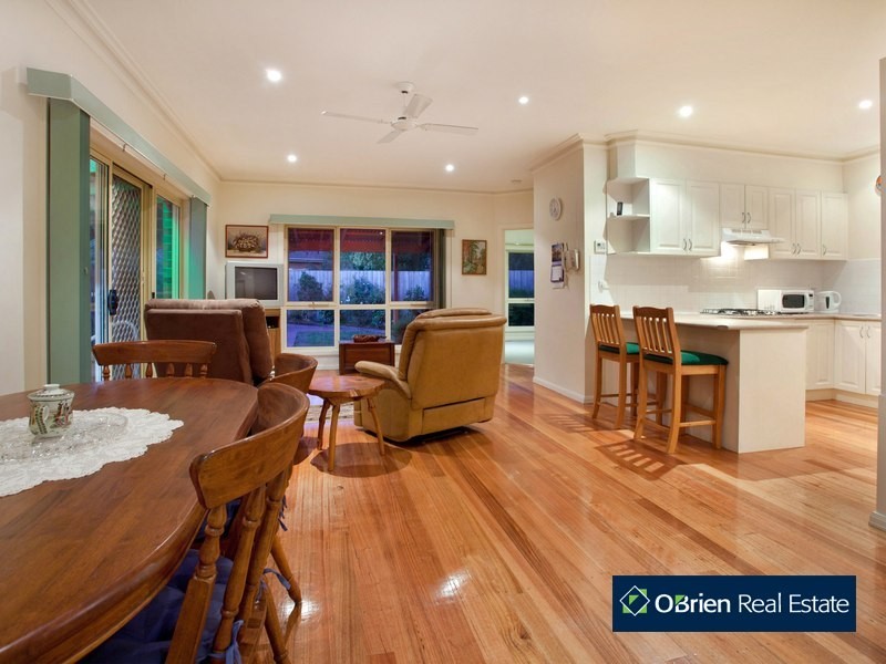 14/10 Parkhill Drive, Berwick VIC 3806