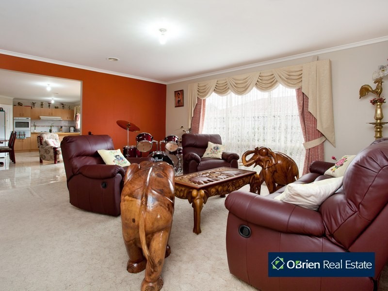 45 Bounty Way, Berwick VIC 3806