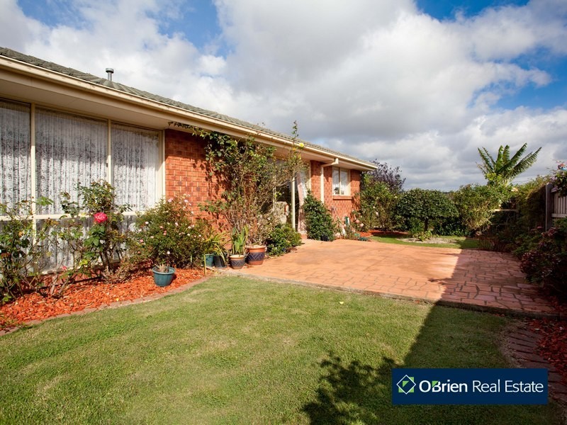 45 Bounty Way, Berwick VIC 3806