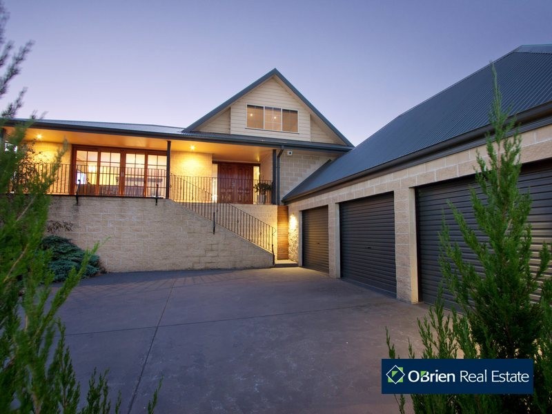 13 Portsea Place, Narre Warren VIC 3805