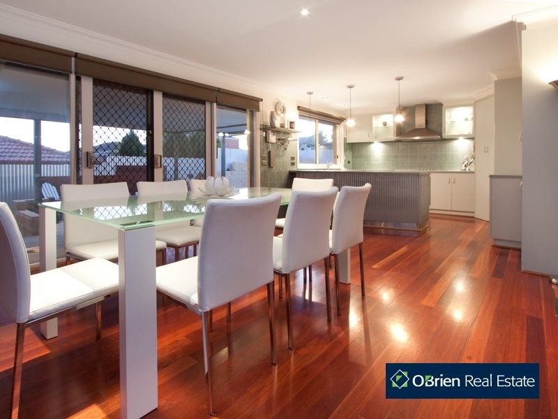 13 Portsea Place, Narre Warren VIC 3805