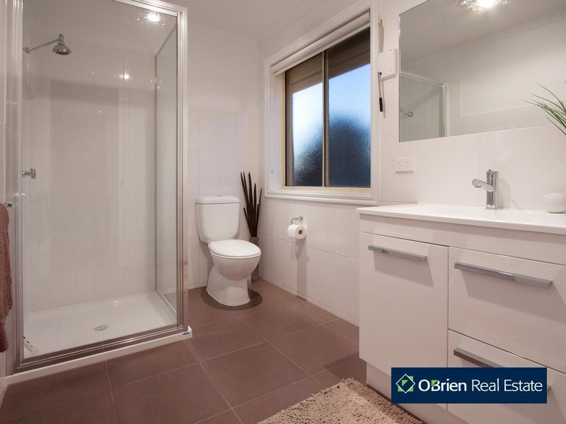 13 Portsea Place, Narre Warren VIC 3805
