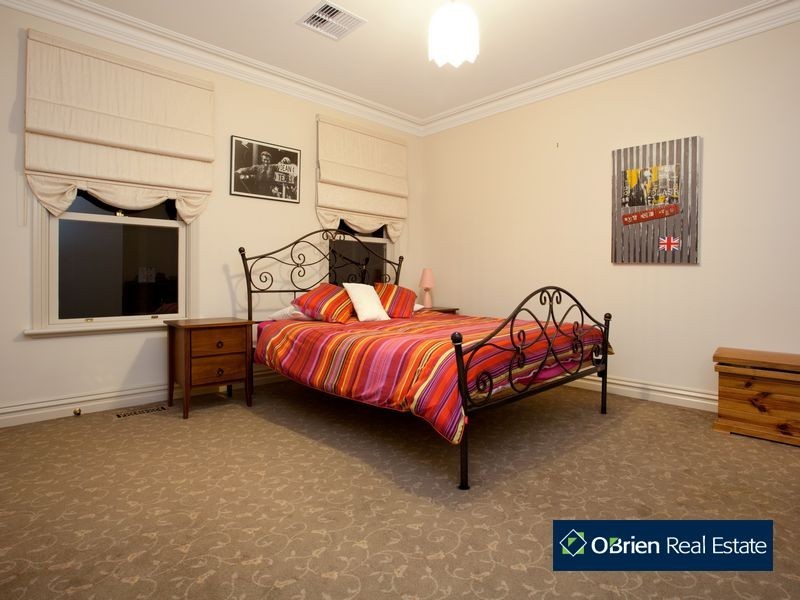 370  Beaconsfield – Emerald, Guys Hill VIC 3807