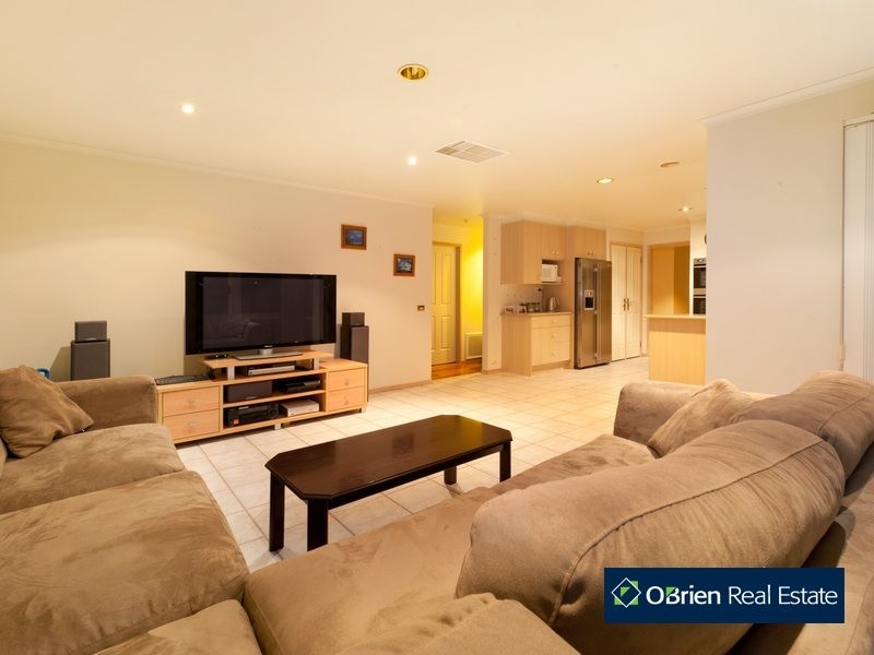 56 Strathaird Drive, Narre Warren South VIC 3805