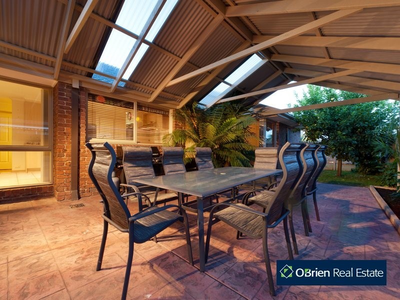 56 Strathaird Drive, Narre Warren South VIC 3805