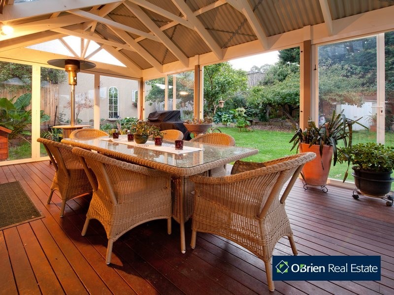 12 Shute Avenue, Berwick VIC 3806