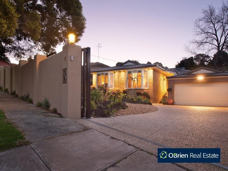 12 Shute Avenue, Berwick VIC 3806