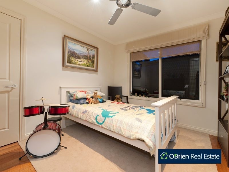 12 Shute Avenue, Berwick VIC 3806