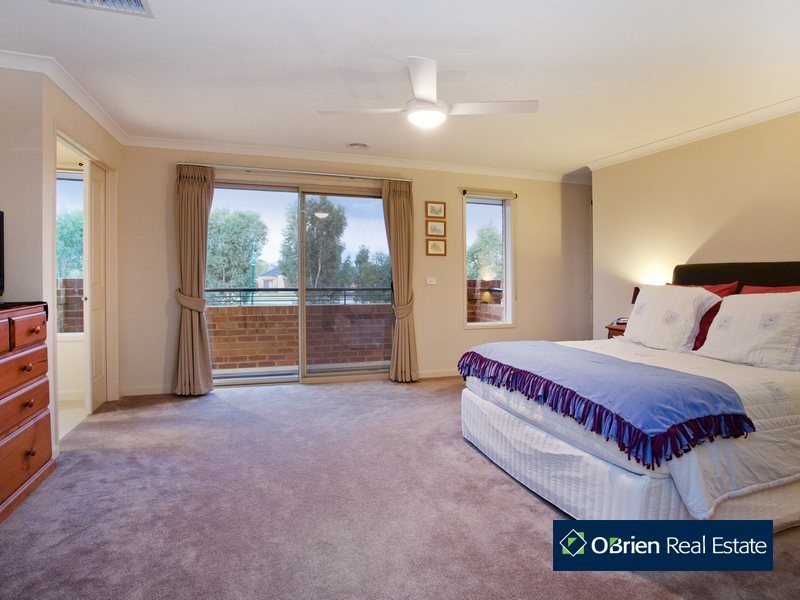 9 Kalimna Avenue, Berwick VIC 3806