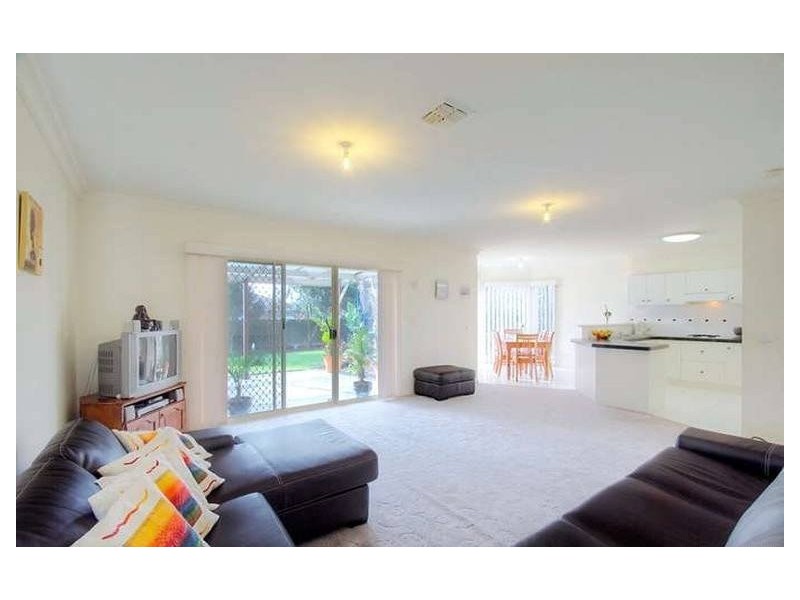 27 President Road, Narre Warren South VIC 3805