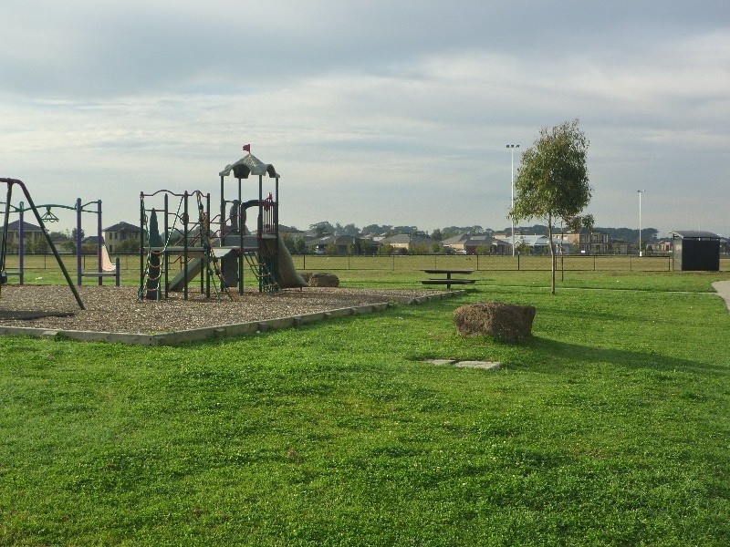 Lot 1817 William Thwaites Boulevard, Cranbourne North VIC 3977