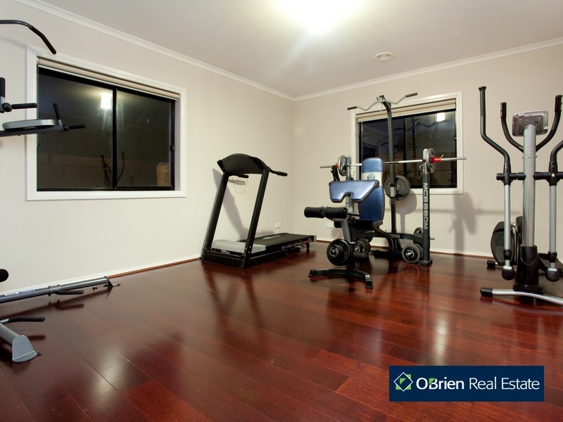 9 Grand Manor Drive, Berwick VIC 3806