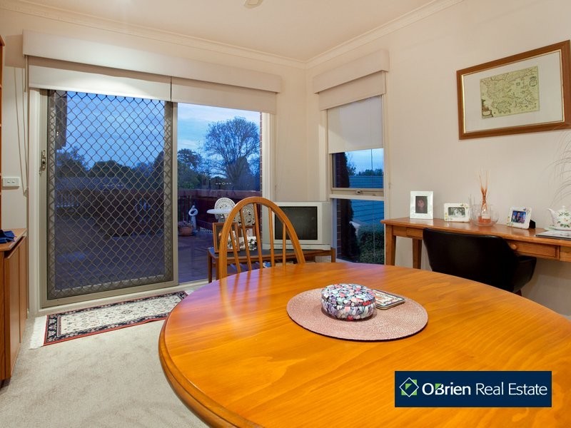 2 Scanlan Street, Berwick VIC 3806