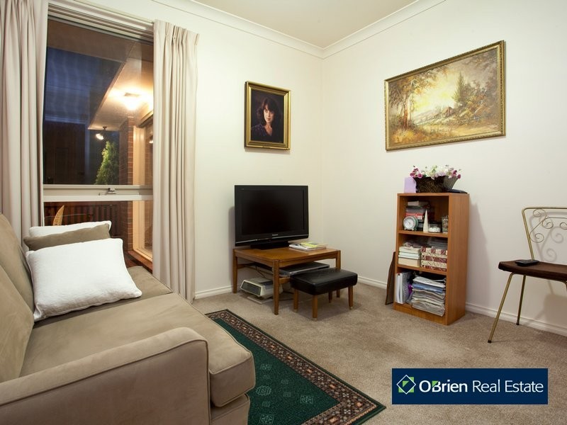 2 Scanlan Street, Berwick VIC 3806