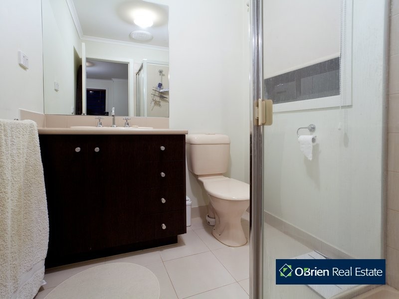 20 Sing Crescent, Berwick VIC 3806