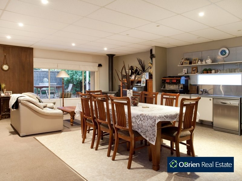 6 Church Street, Berwick VIC 3806