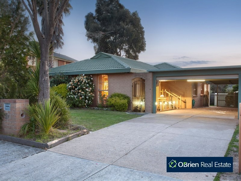 27 John Fawkner Drive, Endeavour Hills VIC 3802
