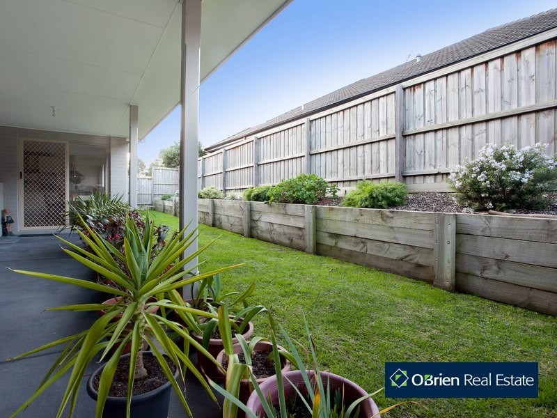 69 Viewgrand Drive, Berwick VIC 3806