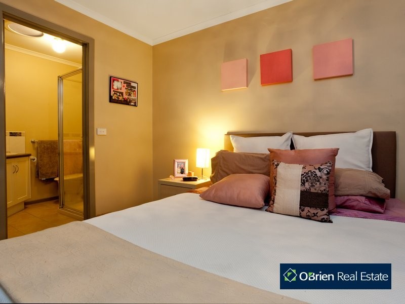 27 Boston Court, Narre Warren VIC 3805