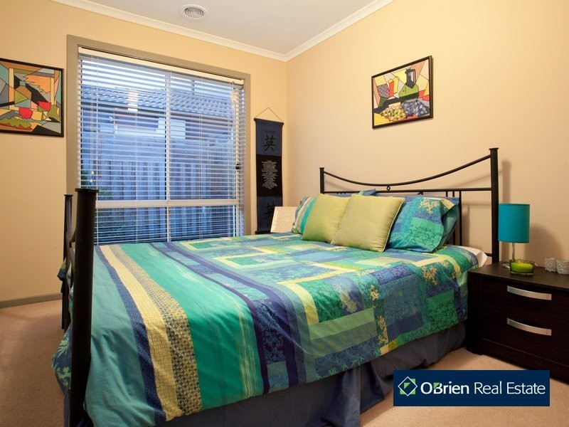 27 Boston Court, Narre Warren VIC 3805