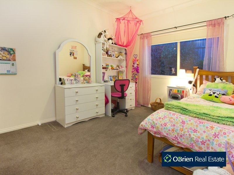 5 Lynch Court, Berwick VIC 3806