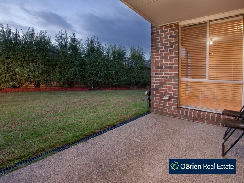 105 Skyline Way, Berwick VIC 3806