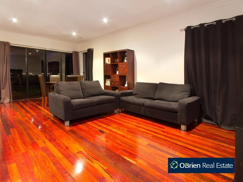 2 Norris Grove, Berwick VIC 3806