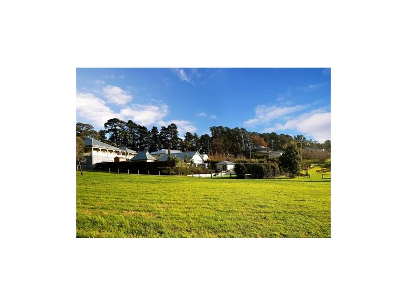 30 Salisbury Road, Beaconsfield Upper VIC 3808