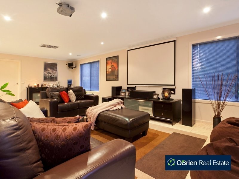 6 Harford Close, Lynbrook VIC 3975