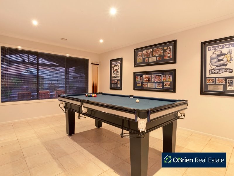 6 Harford Close, Lynbrook VIC 3975